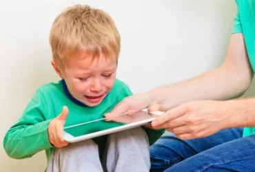 uso excessivo de celular por criança