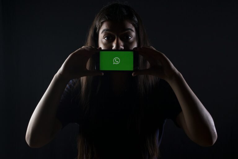 como transcrever áudio em texto no whatsapp: a nova função oficial!