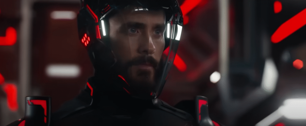 tron: ares - análise completa do filme com jared leto