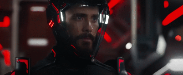 tron: ares - análise completa do filme com jared leto