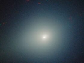 cometa 3i/atlas muda de cor e fica verde