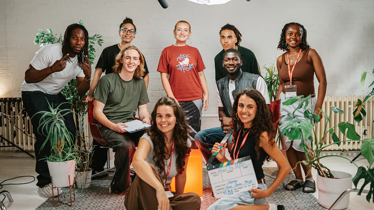 de um clube comunitário ao sucesso global: amelia dimoldenberg lança academia para novos talentos