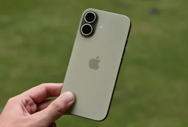 vale a pena comprar o iphone 17 antes do evento de setembro da apple?