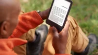 'Encha Seu Kindle': veja 27 livros imperdíveis em promoção na Amazon hoje