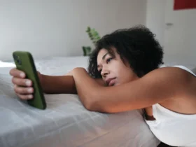 o desafio do tempo de tela: reconhecer o uso excessivo do celular é o primeiro passo para o bem-estar digital